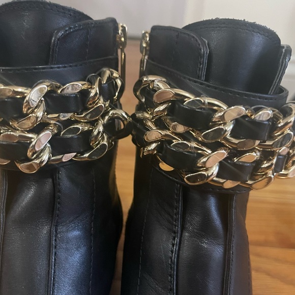 KARL LAGERFELD PARIS Palmer Combat Boot Size 6 - Picture 3 of 13